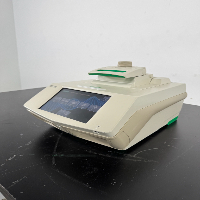 Bio-Rad C1000 Touch Thermal Cycler image 1